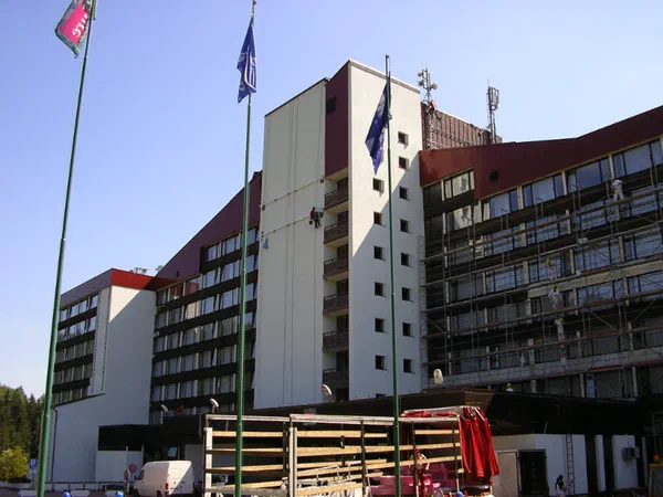 51363e57045d5.jpg